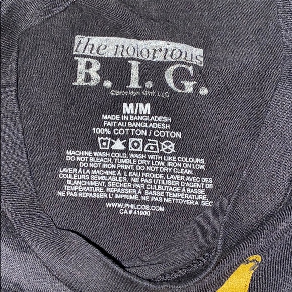 Two black tees - Picture 4 of 4